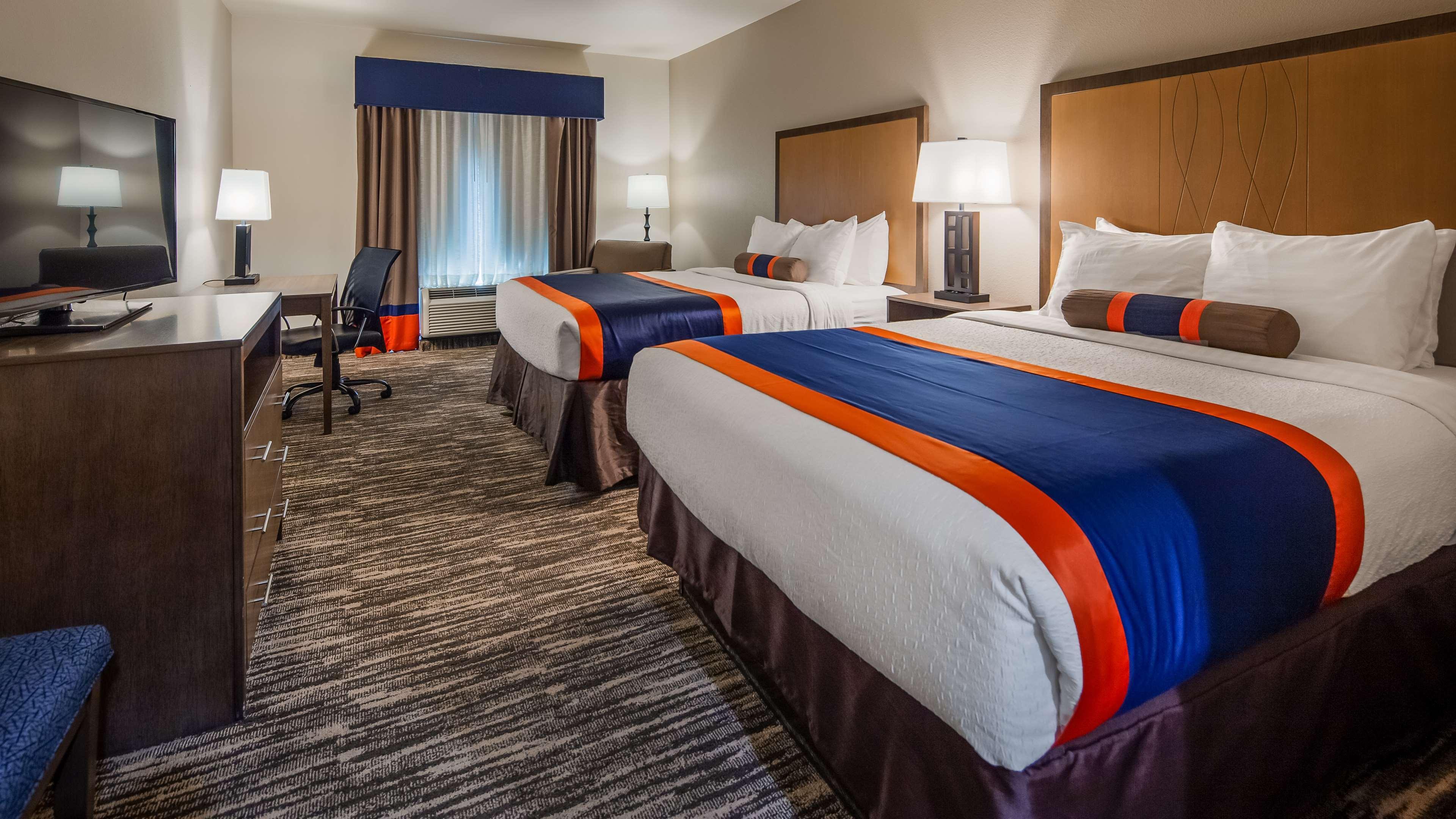 Best Western Plus Ardmore Inn & Suites Exterior photo