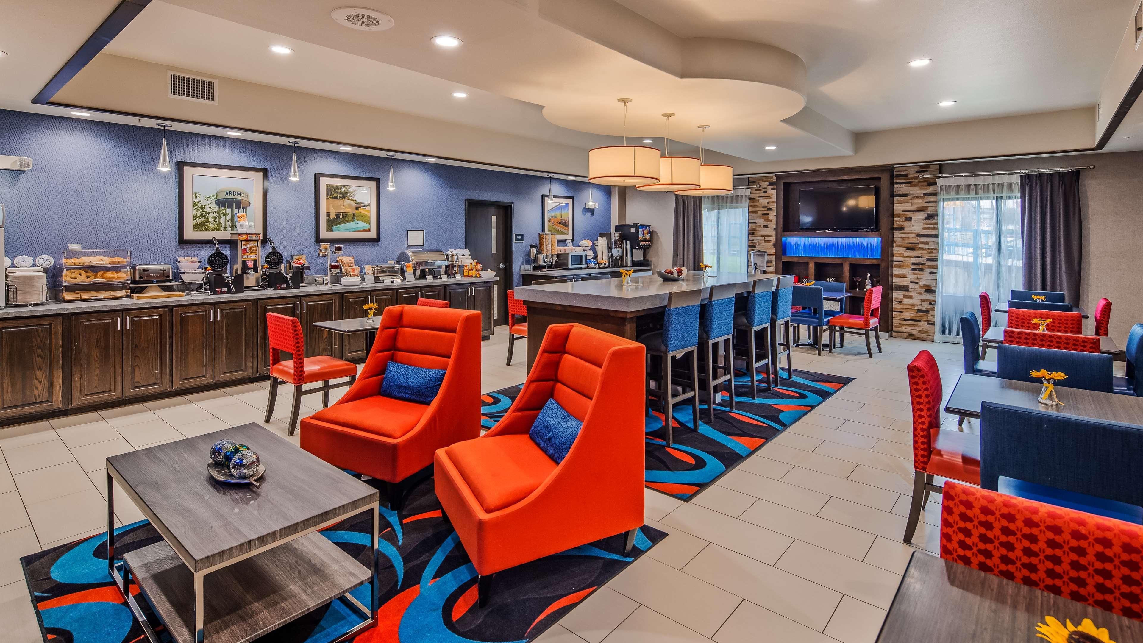Best Western Plus Ardmore Inn & Suites Exterior photo