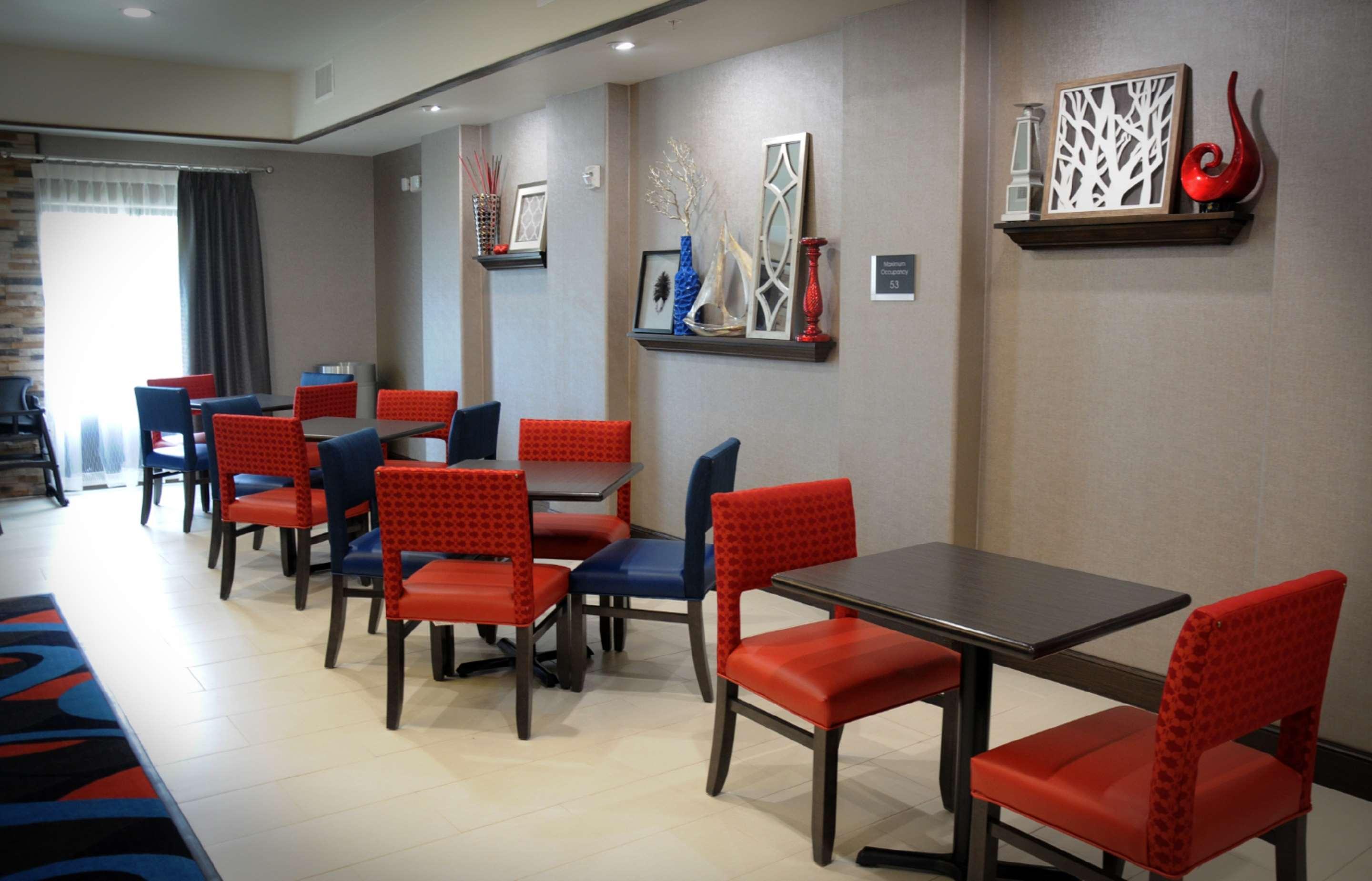 Best Western Plus Ardmore Inn & Suites Exterior photo