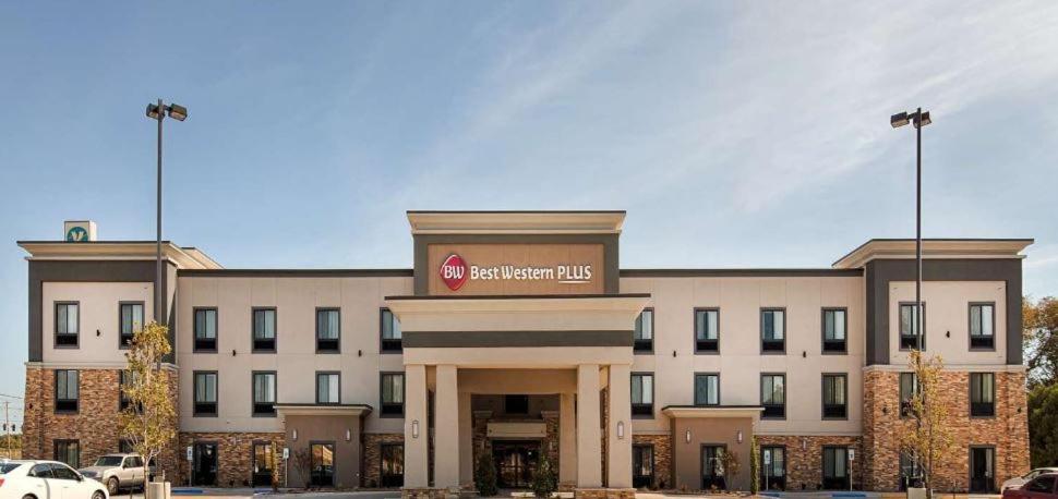Best Western Plus Ardmore Inn & Suites Exterior photo