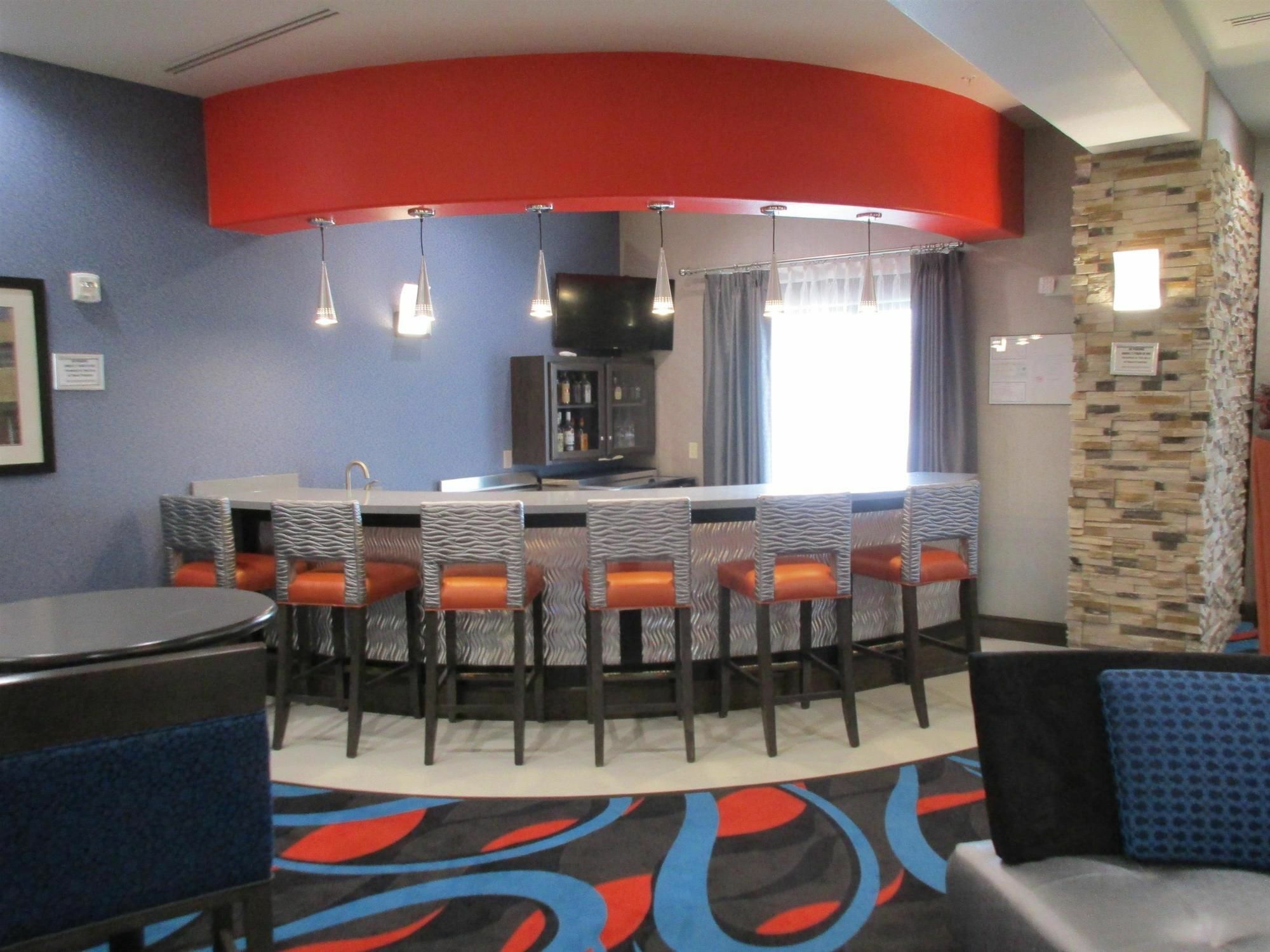 Best Western Plus Ardmore Inn & Suites Exterior photo